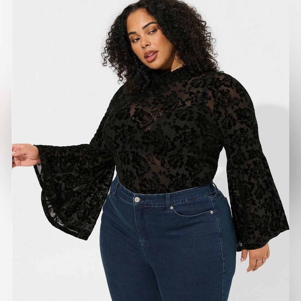 NWT Torrid Black Mesh Turtleneck Bell Sleeve Top - Size 1X